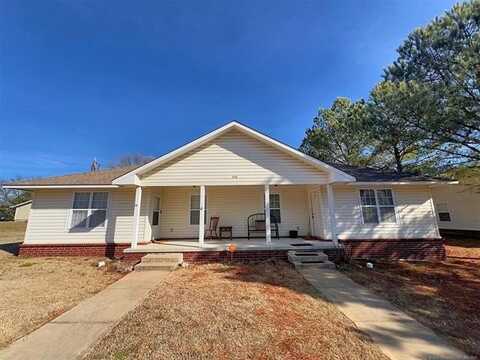 718 W Delaware Street, Tahlequah, OK 74464