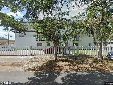 Ne 8Th Ave #308, North Miami, FL 33161