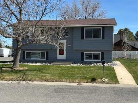 2102 10th St, Cody, WY 82414