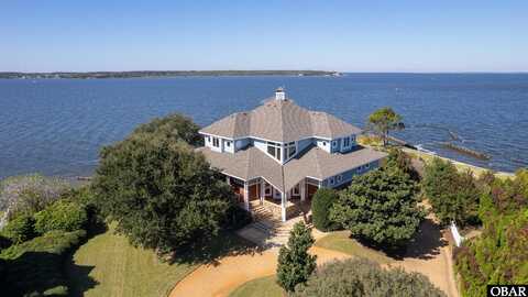 25 Ballast Point Drive, Manteo, NC 27954