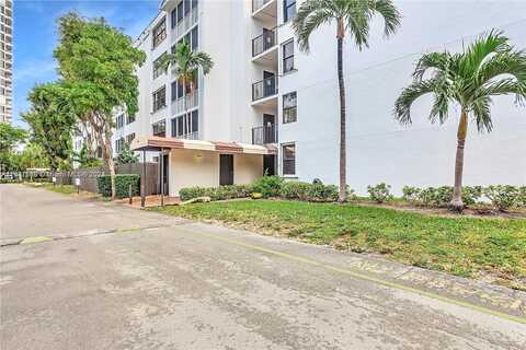 Ne 192Nd St, Aventura, FL 33180