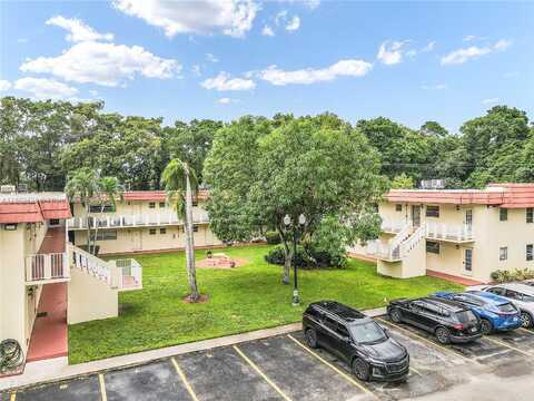 Sw 4Th St, Pembroke Pines, FL 33027