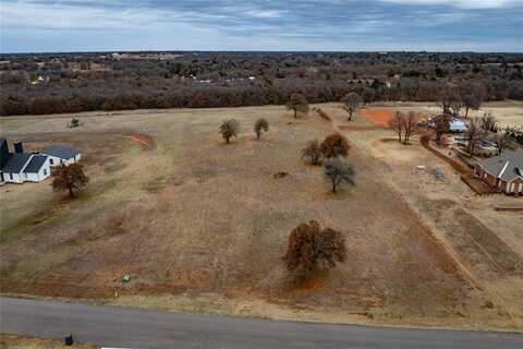 9660 Bear Creek Road, Guthrie, OK 73044