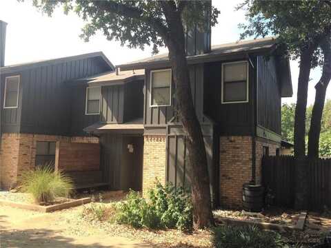 1720 Stonegate Drive, Denton, TX 76205