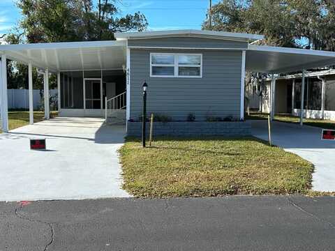 4811 Goldfinch Dr., Zephyrhills, FL 33541