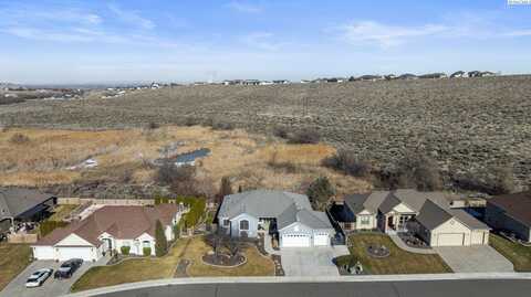 480 Cherry Blossom Loop, Richland, WA 99352