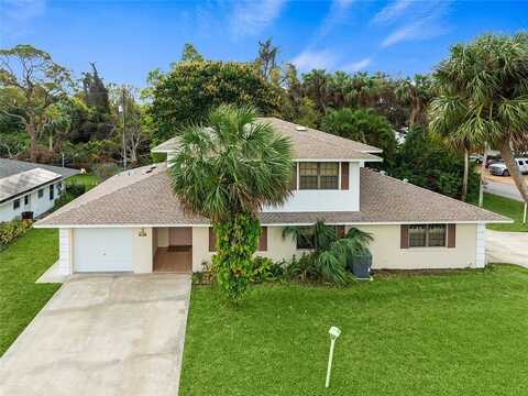 2546 Granada Avenue, Vero Beach, FL 32960