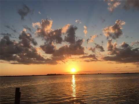 1001 Bay Road, Vero Beach, FL 32963