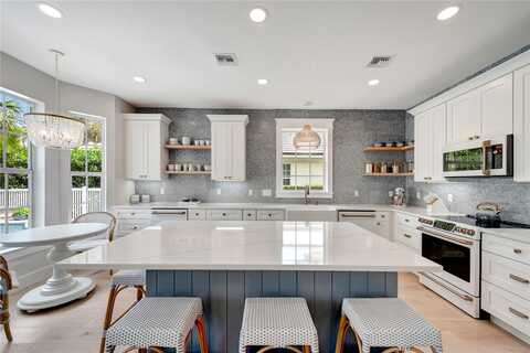 1142 Governors Way, Vero Beach, FL 32963