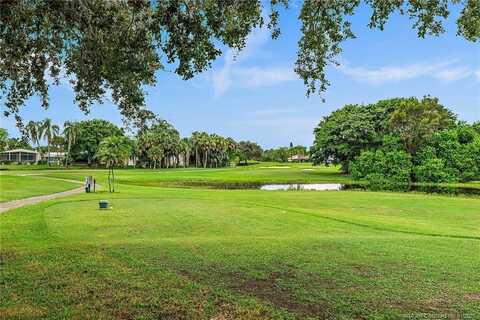 7660 SE Shenandoah Drive, Hobe Sound, FL 33455