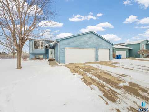 804 lois Ln, Harrisburg, SD 57032