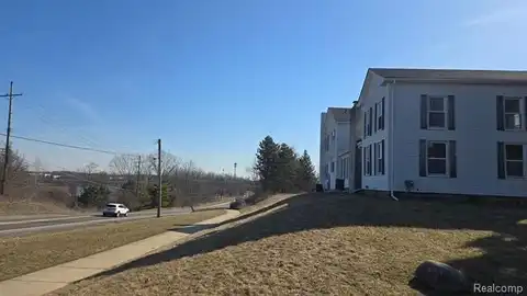 41121 W 14 Mile Road, Walled Lake, MI 48377