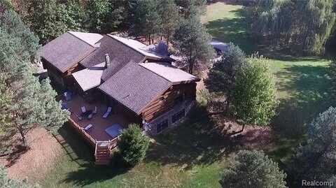 4340 LAHRING Road, Holly, MI 48442