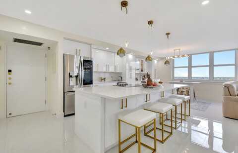 5440 N Ocean Drive, Singer Island, FL 33404