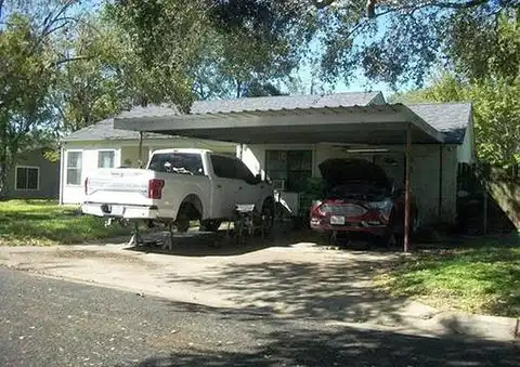 Yupon Avenue, El Campo, TX 77437