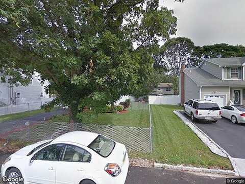 43Rd, COPIAGUE, NY 11726