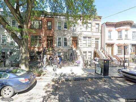 Bainbridge, BROOKLYN, NY 11233