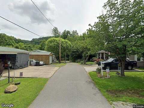 N Richmond Ave, Auxier, KY 41602