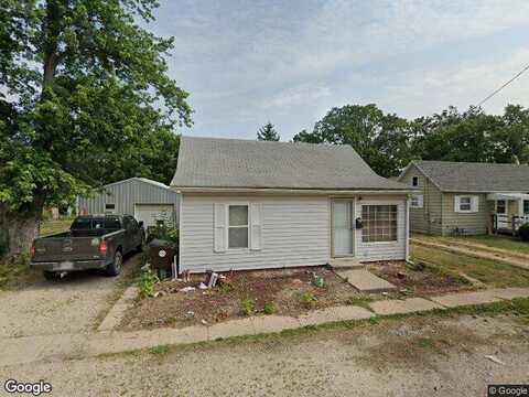 Avenue F, LEWISTOWN, IL 61542