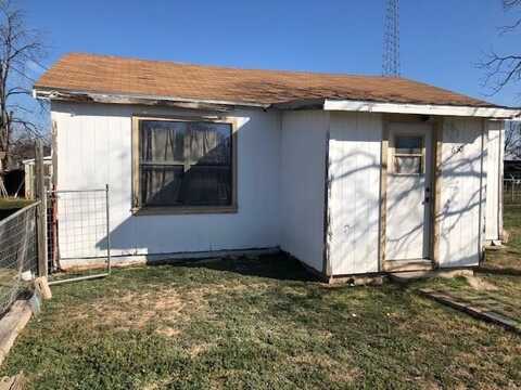 630 E 25th St, San Angelo, TX 76903