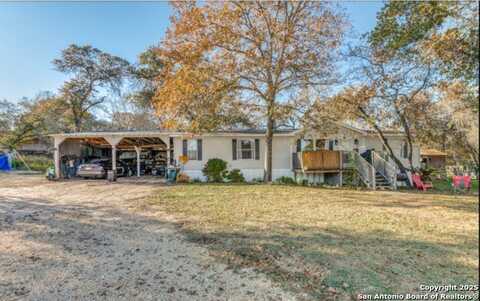 4303 Water Oak, Elmendorf, TX 78112