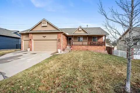 8802 W Chartwell Cir, Wichita, KS 67205