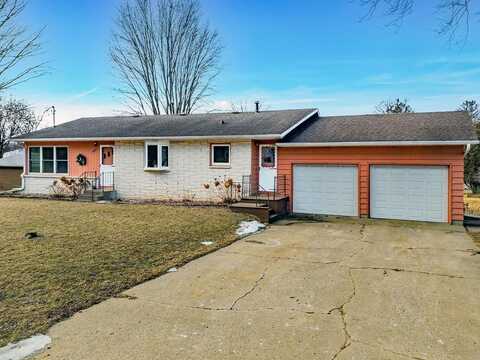 502 Wisconsin Street, Wonewoc, WI 53968