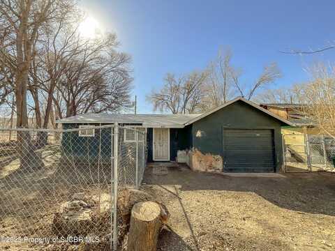 605 TAOS Avenue, Farmington, NM 87401