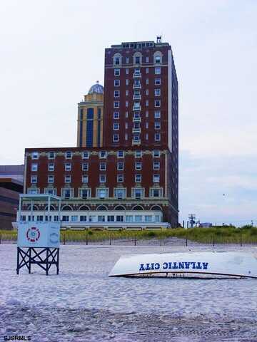 2721 Boardwalk, Atlantic City, NJ 08401