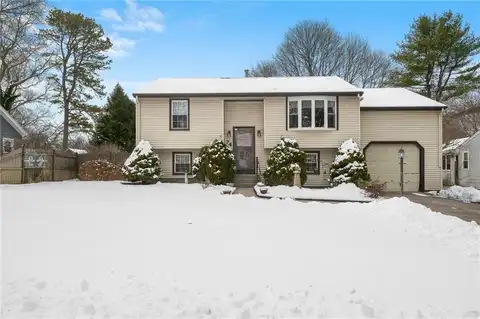 74 Arnolds Neck Drive, Warwick, RI 02886