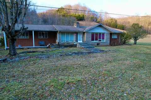 1076 Wassum Valley Road, Marion, VA 24354