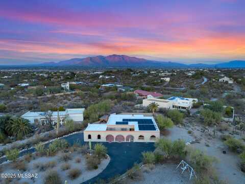 4614 N Camino De La Codorniz, Tucson, AZ 85745