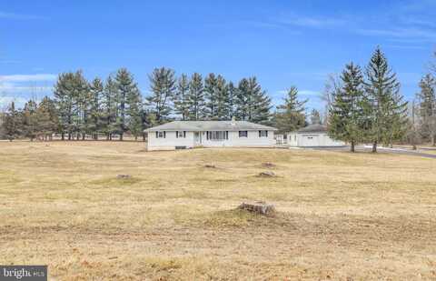 2444 GRAMM ROAD, PENNSBURG, PA 18073