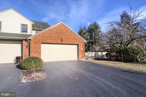 3 CAMBRIDGE DRIVE, HERSHEY, PA 17033