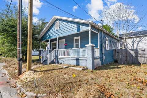 819 Wooster Street, Wilmington, NC 28401