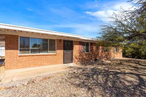 4565 ASPEN Drive, Sierra Vista, AZ 85635