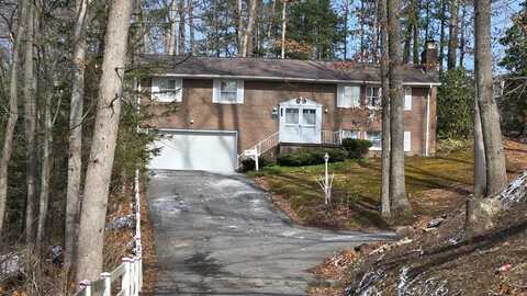 1806 S HILLS Drive, OAK HILL, WV 25901