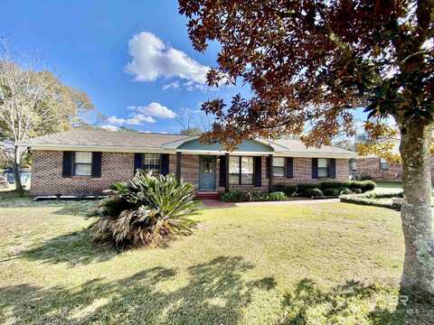 122 E Kennedy Circle, Monroeville, AL 36460