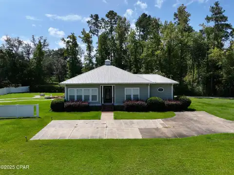 4129 Haynes Lane, Marianna, FL 32446