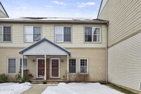 6 West Rose Ct, Great Barrington, MA 01230