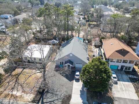 2805 E Yacht Drive, Oak Island, NC 28465