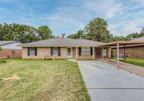 2305 Yellowstone Drive, Bryan, TX 77803