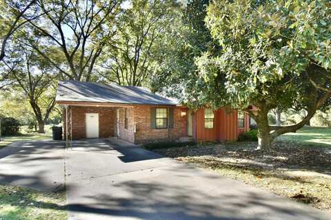 943 N 4th Street, West Helena, AR 72390