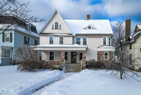 409 E RIDGE STREET, MARQUETTE, MI 49855