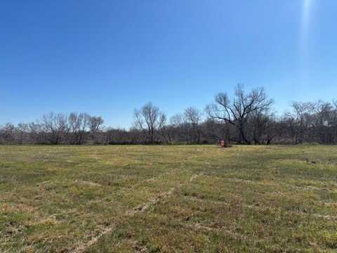 105 Voglesang, George West, TX 78022