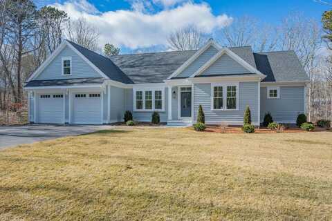 7 Checkerberry Lane, Forestdale, MA 02644