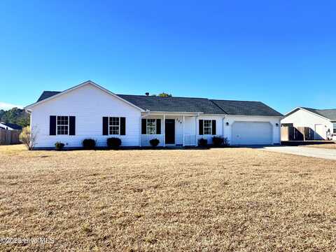 229 Loren Road, Hubert, NC 28539