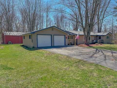 4121 W Shaffer Rd, Coleman, MI 48618