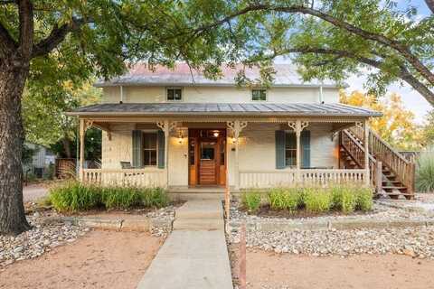 204 Creek St, Fredericksburg, TX 78624