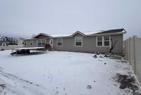 764 Redwood Drive, Mountain View, WY 82939